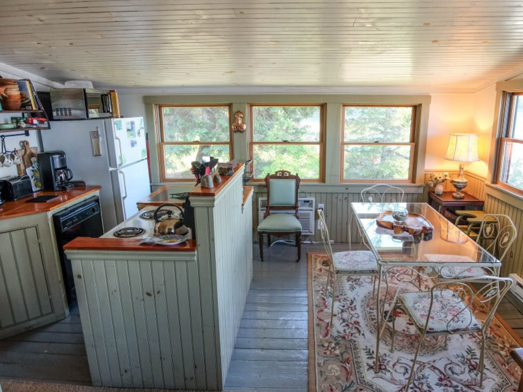 rental cottage in Belfast, Maine