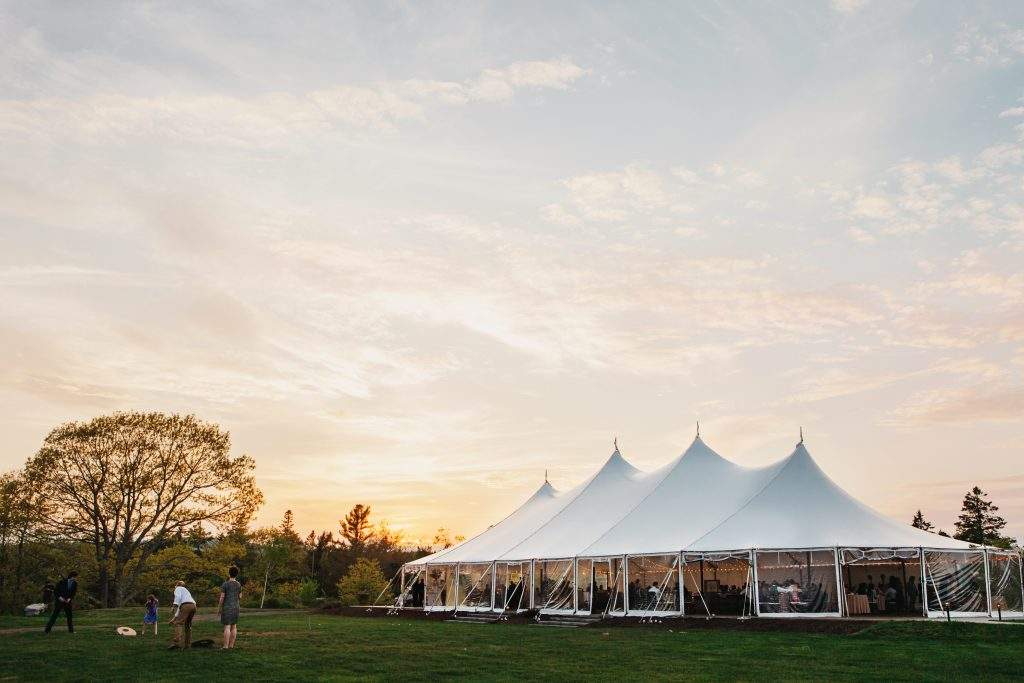 how-much-does-a-wedding-tent-cost-to-rent-french-s-point